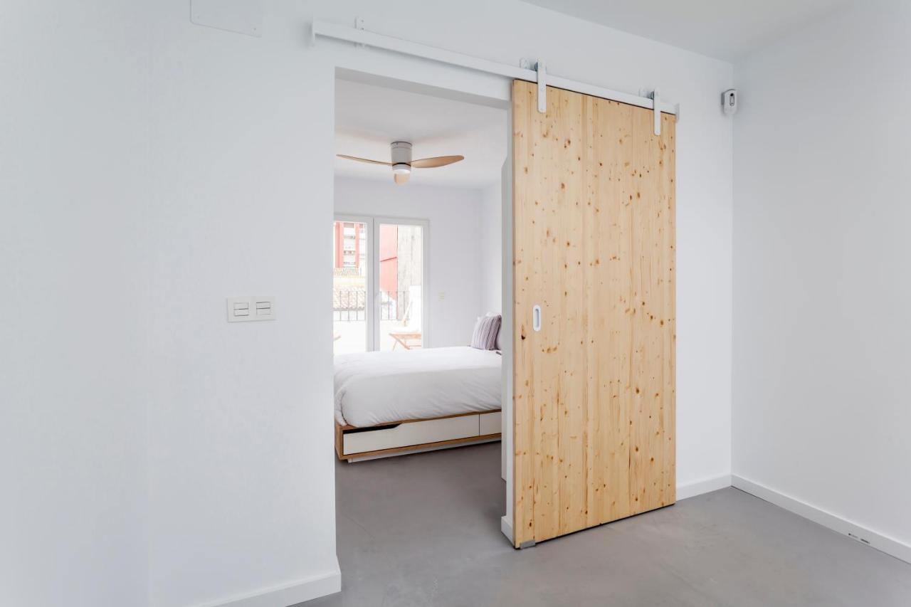 Three Floor House With Terrace Villa Valencia Exteriör bild